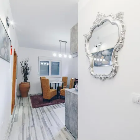 Sreckovic 1 Διαμέρισμα *