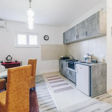 Sreckovic 1 Apartment