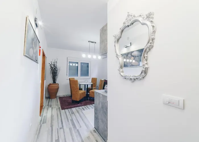 Sreckovic 1 Apartment *